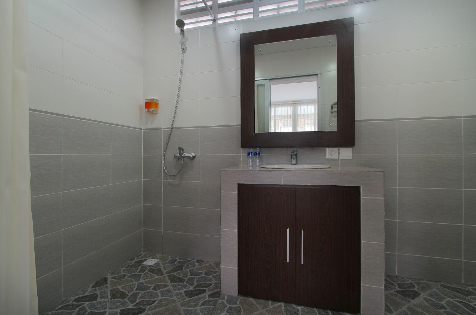 Lotus Tirta Seminyak Exterior foto