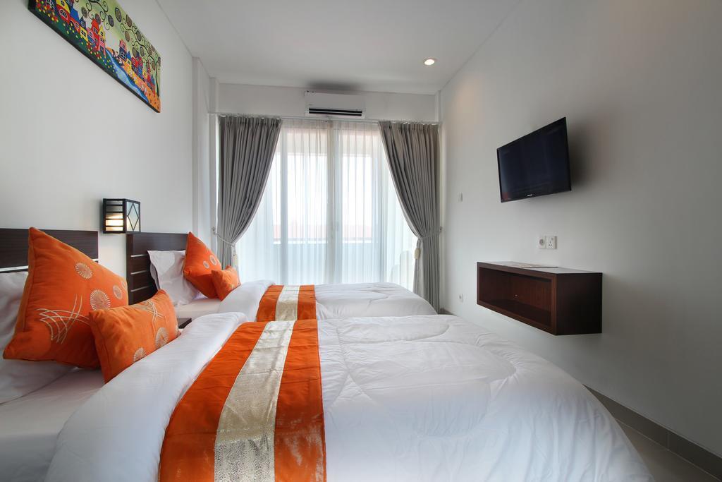 Lotus Tirta Seminyak Exterior foto
