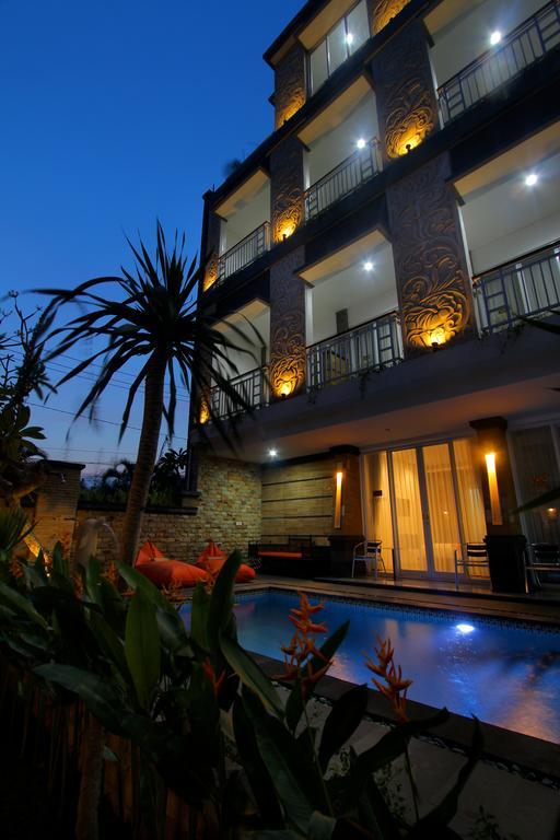 Lotus Tirta Seminyak Exterior foto