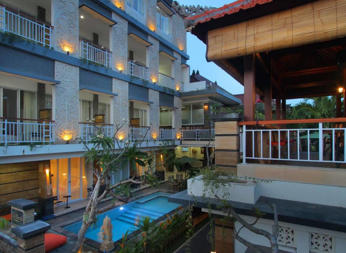 Lotus Tirta Seminyak Exterior foto